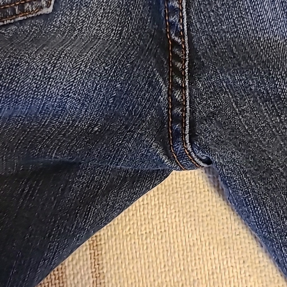 7 for all mankind style is Roxy, skinny sz.26"x 30" with 7"rise.(#897) - Picture 13 of 16